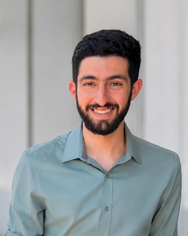 Panayioti Bozikis, Software Engineer at Devinium
